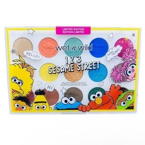 Wet N Wild 123 Sesame Street Palette for Eye and Face Limited Edition Free Brush